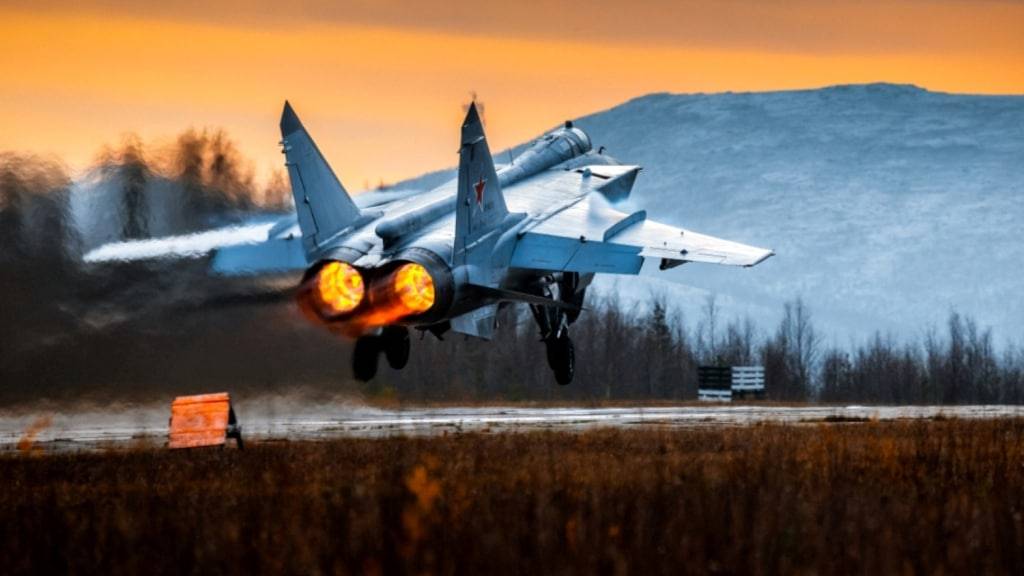 Советский демон скорости МиГ-25 вскружил головы западным стратегам