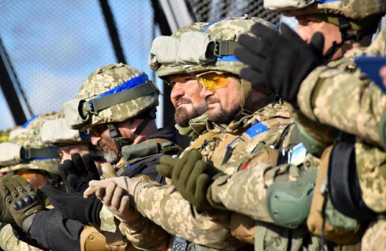 У украинских боевиков с «Азота» осталось только два выхода