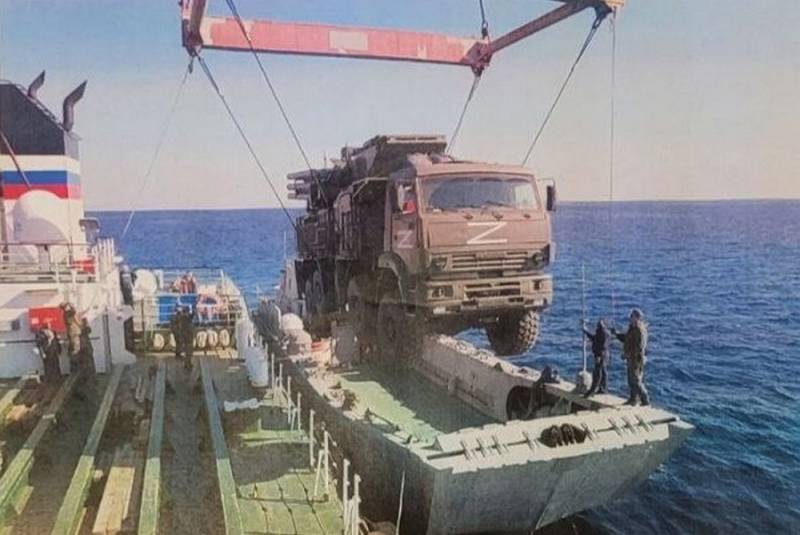 Проблемы Черноморского флота приходится прикрывать личным героизмом моряков