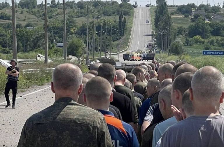 Обмен, остров Змеиный и продвижение на Донбассе: ситуация на 30 июня