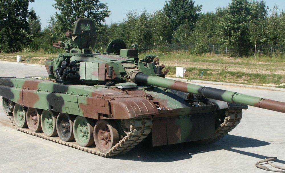 Поляки могут передать Киеву свою самую современную модификацию танка Т-72
