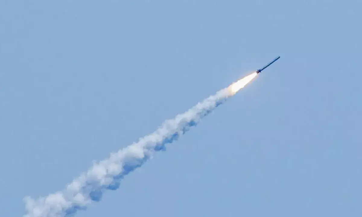 Хитрые ракеты: Запад не смог создать аналог сверхзвукового оружия РФ