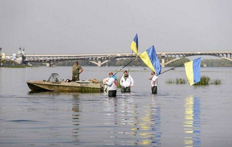ВМС Украины: когда паруса Неижпапы шуршат над его головой