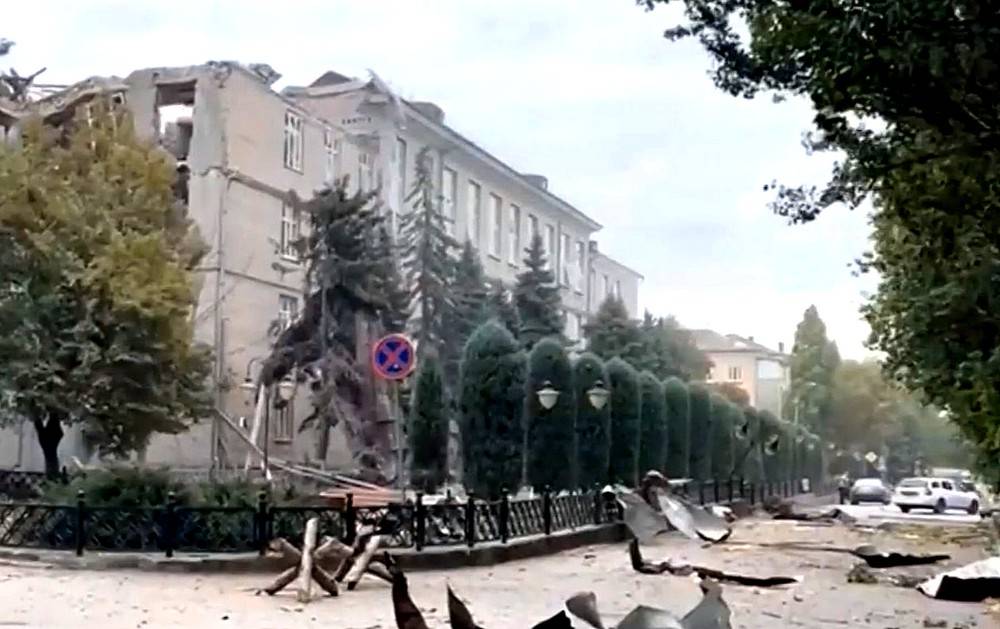 Опубликованы кадры последствий удара по кабинету Стремоусова в здании администрации Херсона