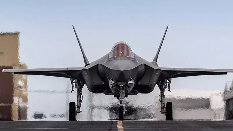 Производство F-35 под угрозой срыва из-за китайского сплава