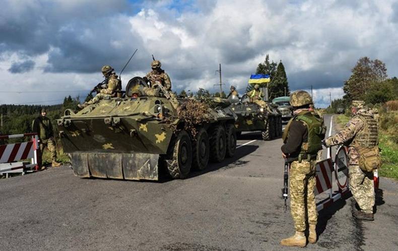 Колонны ВСУ не могут сойти с асфальта: украинское наступление захлебнулось