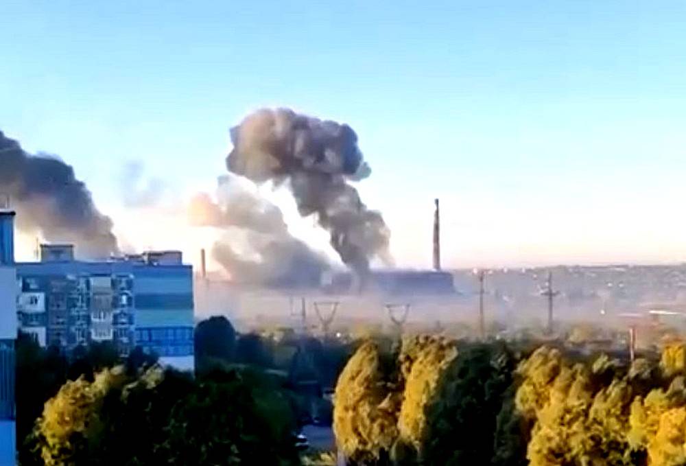 Массированный удар по Украине: стратегическая авиация поразила одну из крупнейших ТЭС