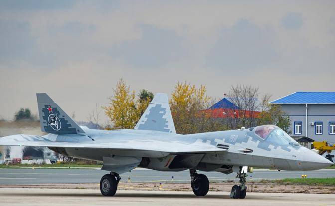 Новый вариант Су-57: F-22 начинает понимать, где для него главная засада