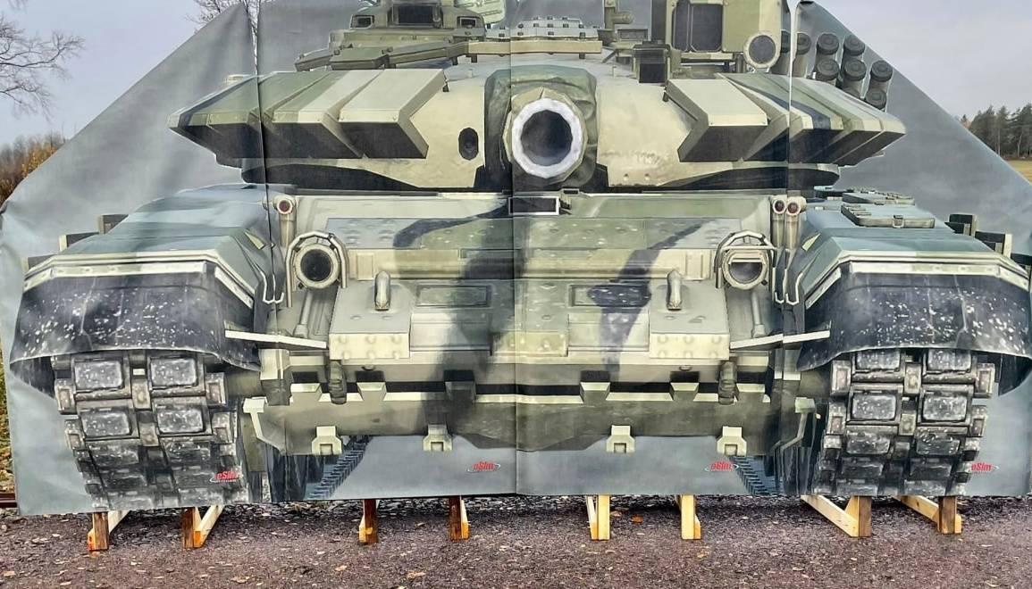По мишеням с российскими Т-72Б3, БМП-3 ведут огонь в шведской армии