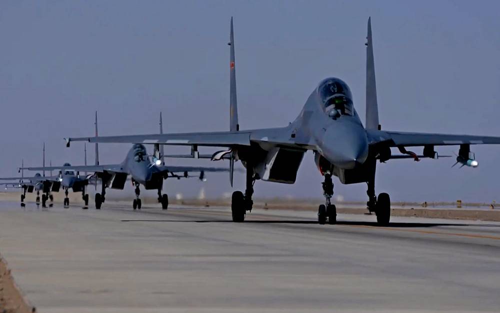 Китай обошел Россию и США вместе взятые по количеству тяжелых истребителей