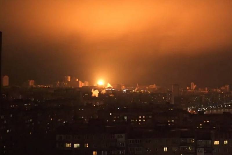 Ночной налёт «Гераней» на Киев: сообщается о пожаре на заводе «Антонов»