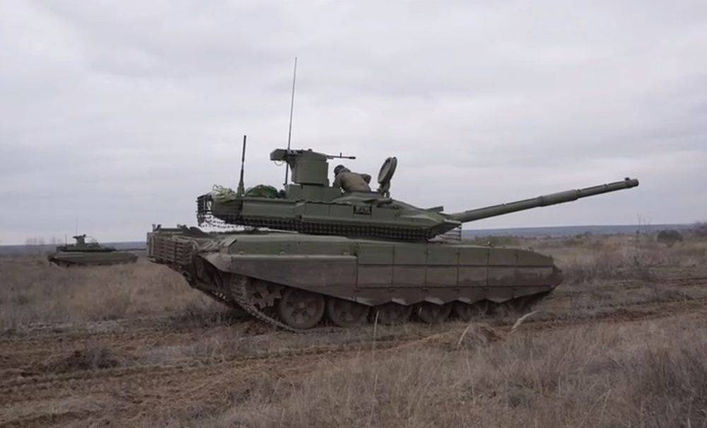 Минобороны РФ показало боевую подготовку экипажей танков Т-90М «Прорыв»