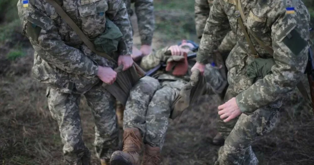Раненые украинские военные. Трупы украинских военных.