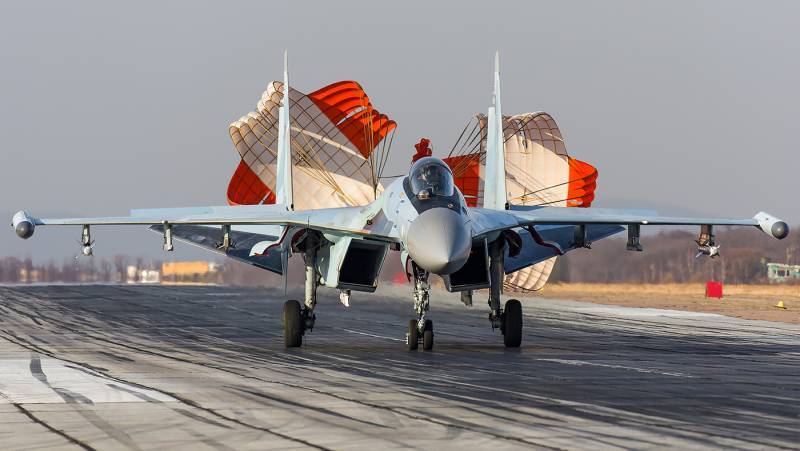 Российские Су-35С уже ждут на авиабазе в Иране