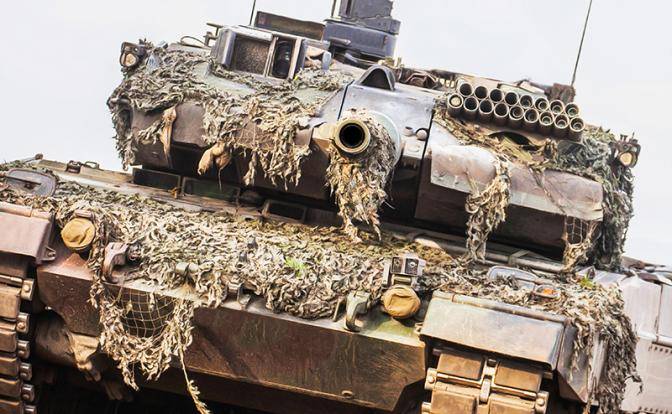 «Рамшайн» разглядывает Крым через танковые прицелы