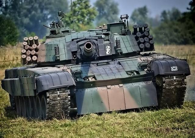 Почему Польша боится передавать ВСУ свои танки PT-91 Twardy