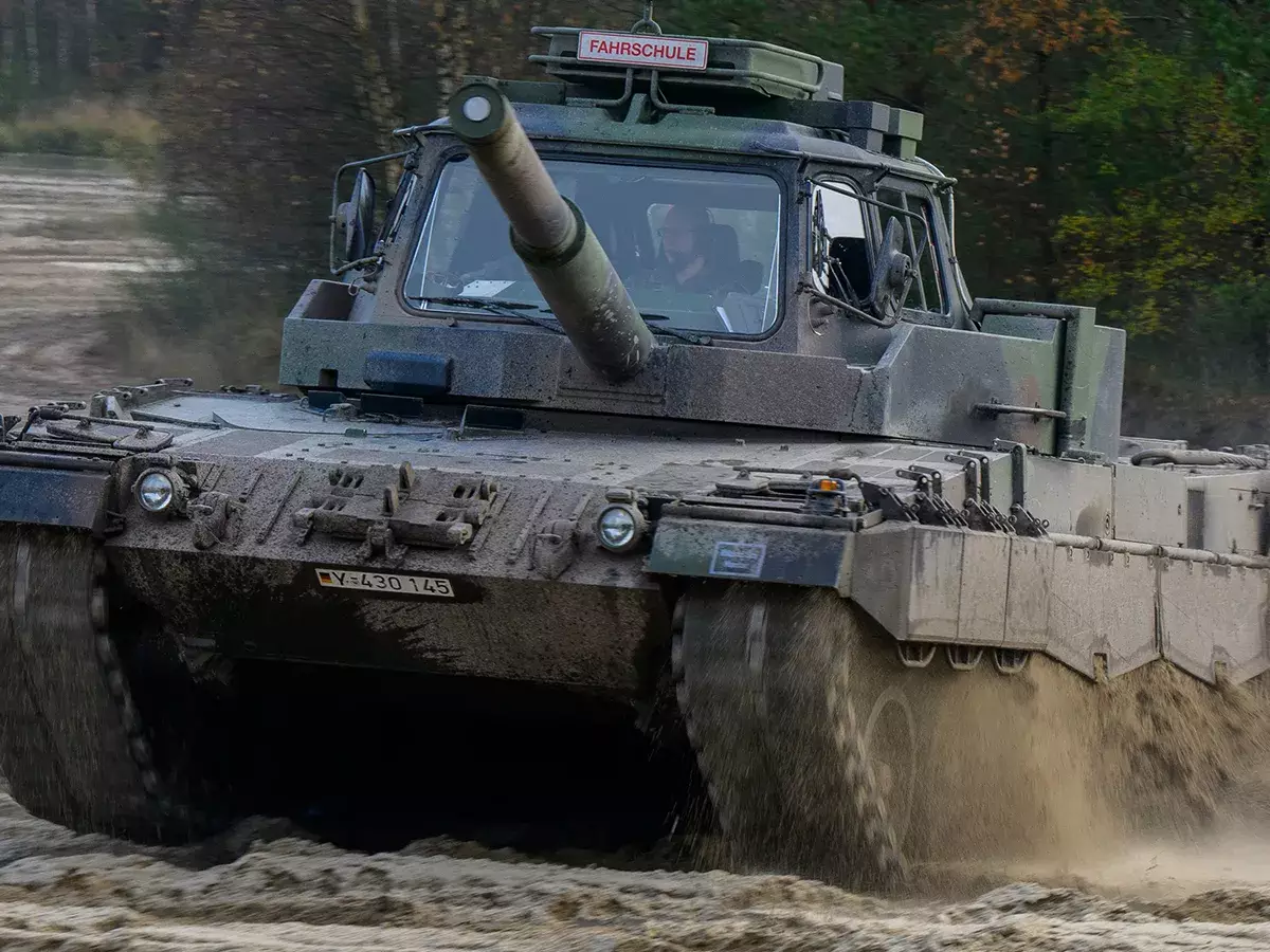 Der Spiegel: Польша пошла на хитрость с отправкой немецких танков Киеву