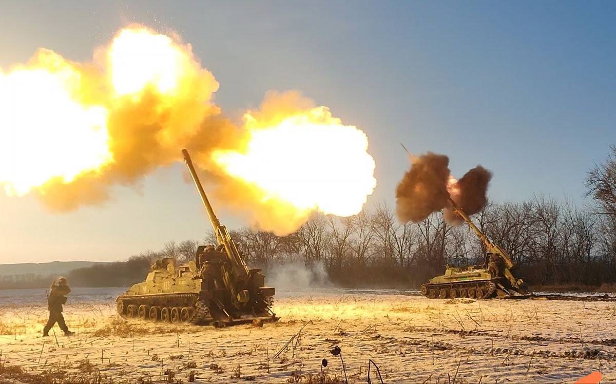 Донбасский фронт: тяжёлые бои по всему фронту