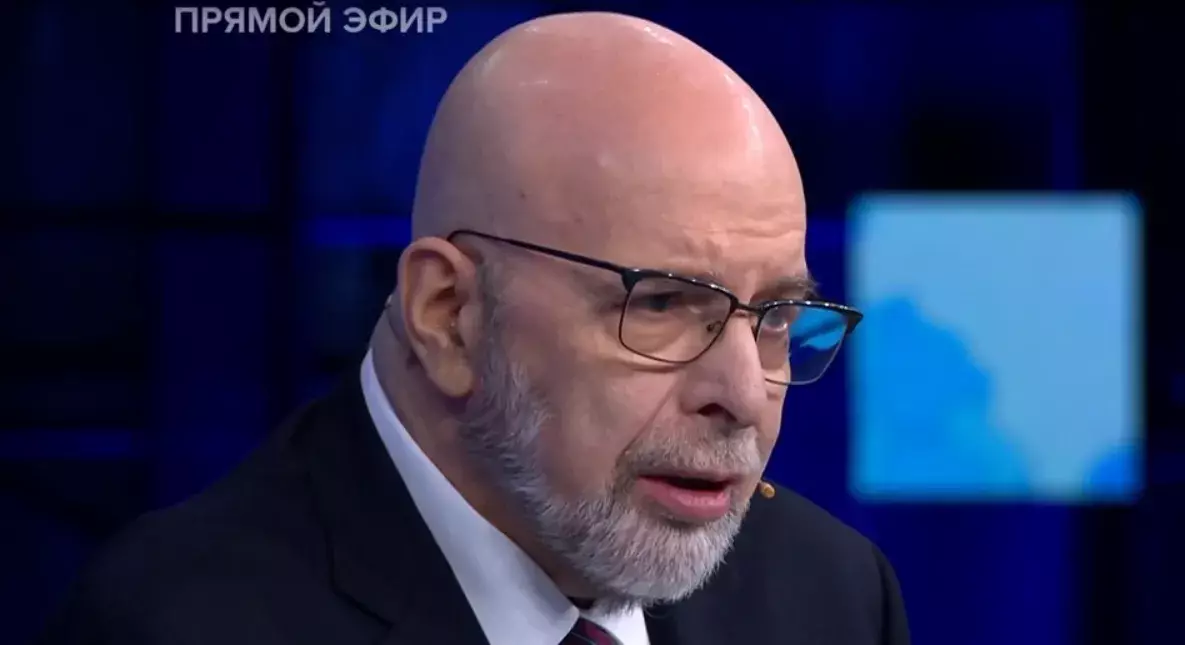 Саймс: США используют контрнаступление ВСУ, чтобы бросить Украину