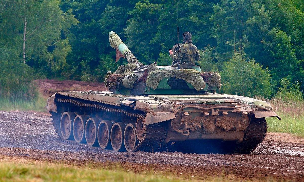 Уничтожение позиций ВСУ танком Т-72Б3 с ближней дистанции попало на видео