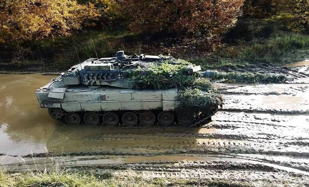 В зоне боевых действий на Украине появились танки Leopard 2