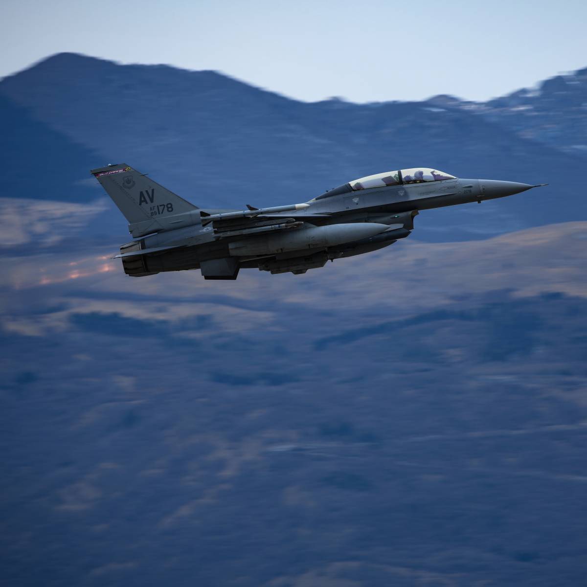 Экс-пилот ВВС США рассказал о возможностях российских ПВО сбивать F-16