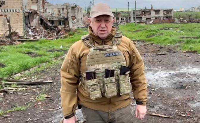 Российские военачальники на Украине снова сошлись в штыковую