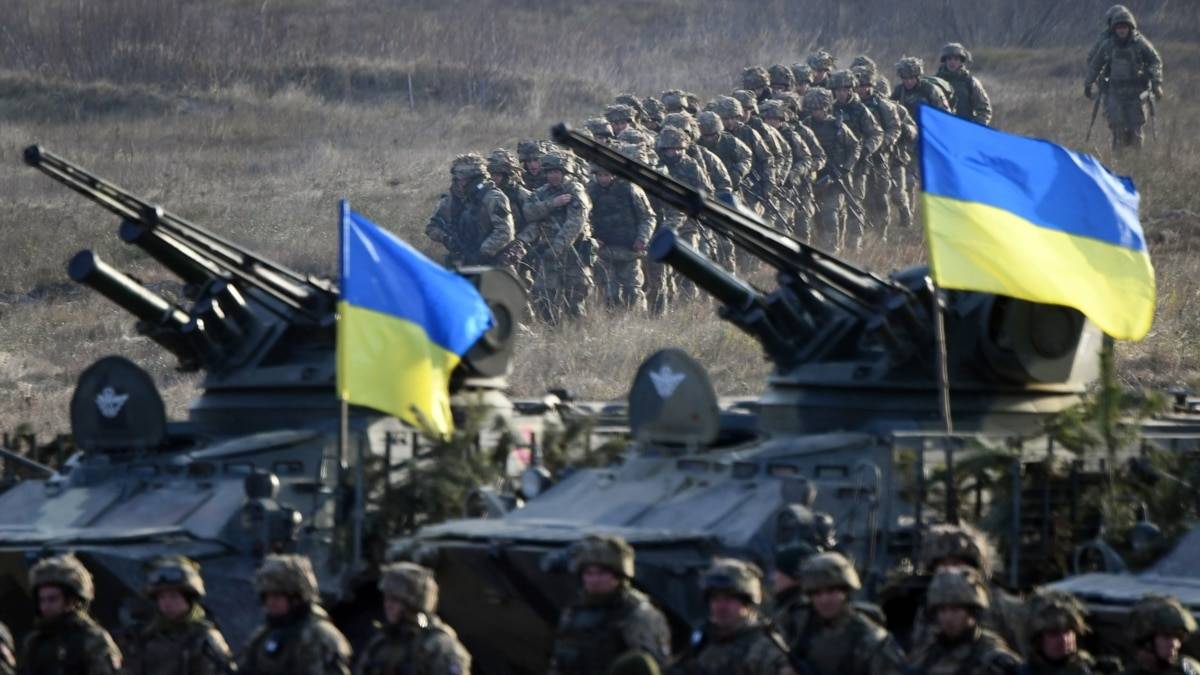 Европейские марионетки англосаксов готовят Киев к наступлению