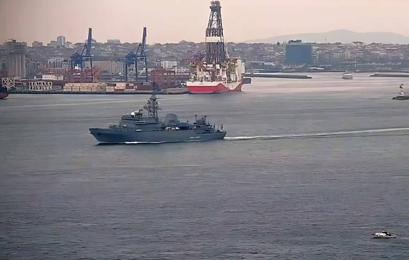 Российский корабль атакован рядом с Турцией