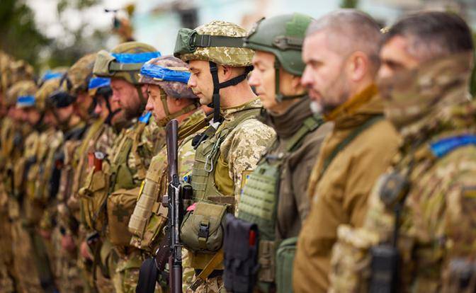 Почему тормозится украинский наступ: «Русские перебили командиров ВСУ»