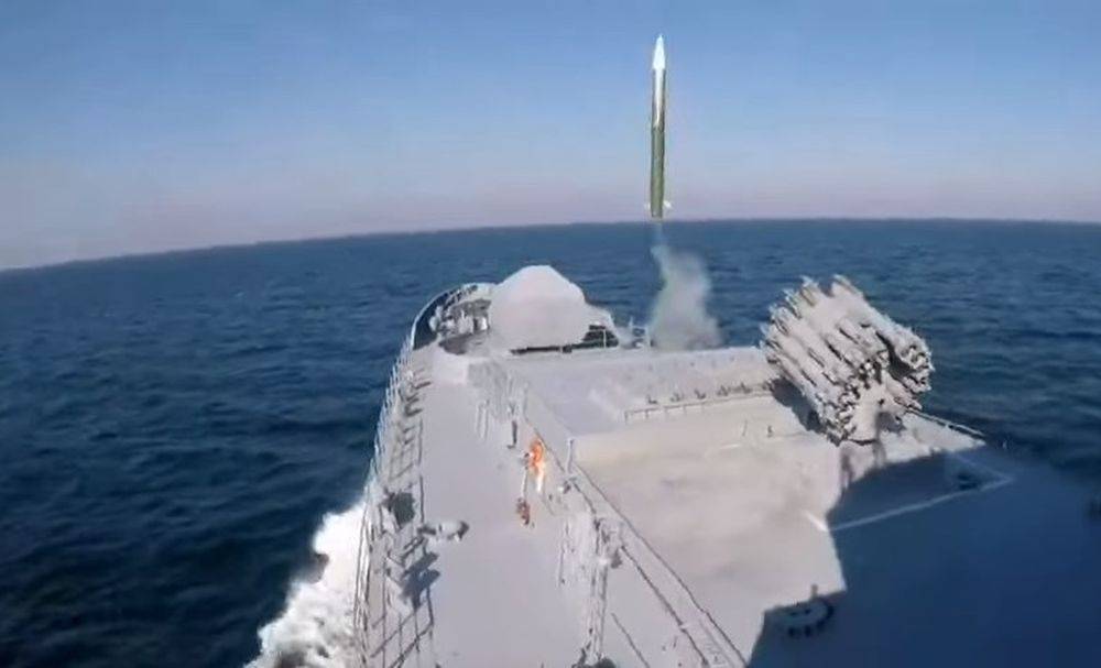 Naval News: Черноморский флот ВМФ РФ начал наносить камуфляж на корабли