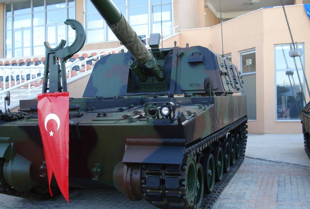 ВСУ могут получить турецкие САУ T-155 Fırtına