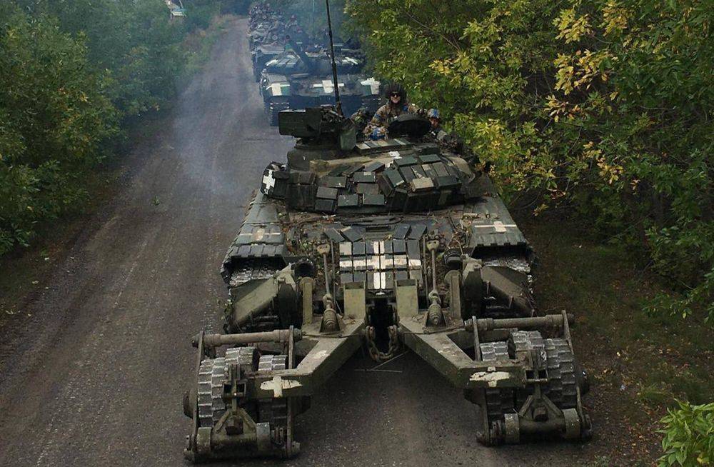 Немецкие инструкторы советовали танкистам ВСУ «просто обойти минные поля»