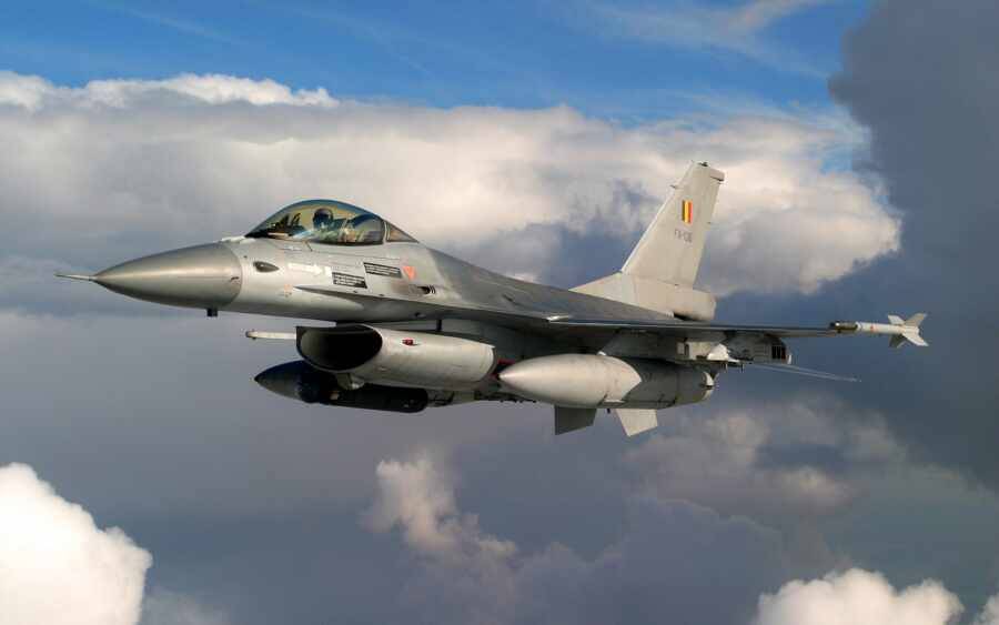 Запад не достиг договорённости о подготовке лётчиков ВСУ к применению F-16