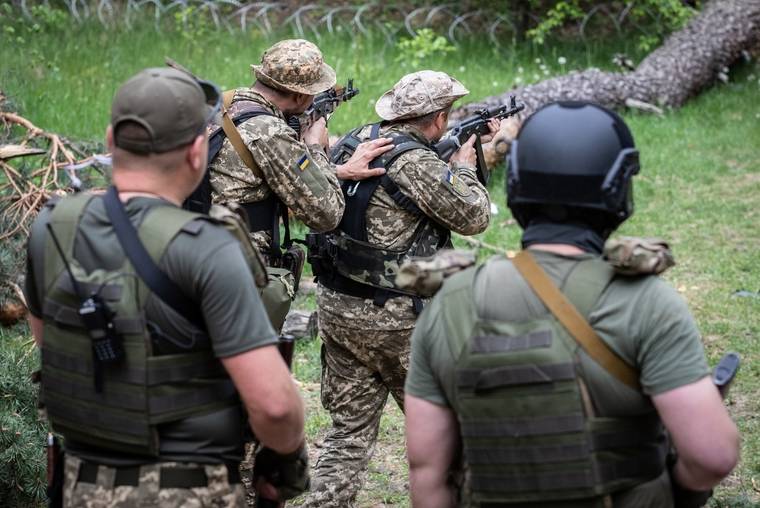 Киев бросил в бой лучшие резервы: что будет дальше