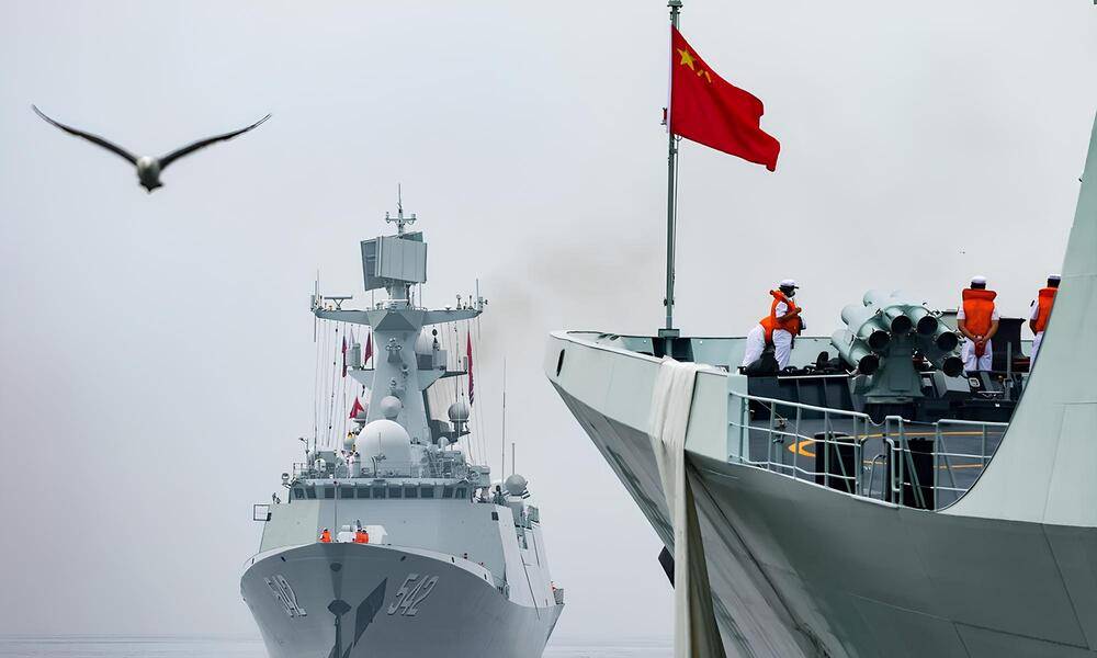 Знак предупреждения – моряки РФ и Китая тренировались у берегов Японии