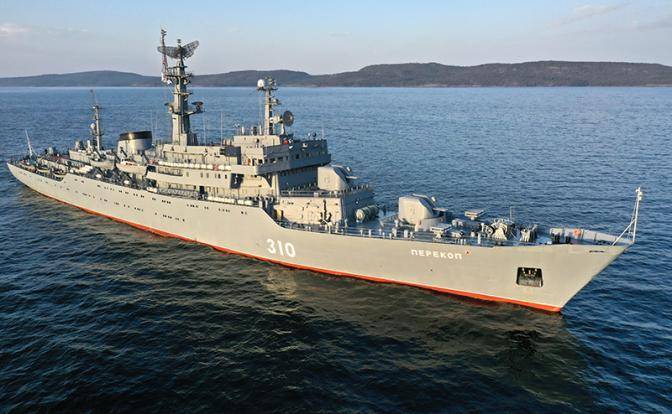 Тайная миссия «Перекопа»: День ВМФ РФ наш корабль встретит не на Балтике