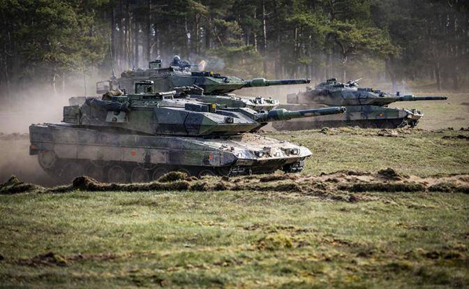 Реванш за Полтавскую битву? Зачем шведские танки рвутся на Украину