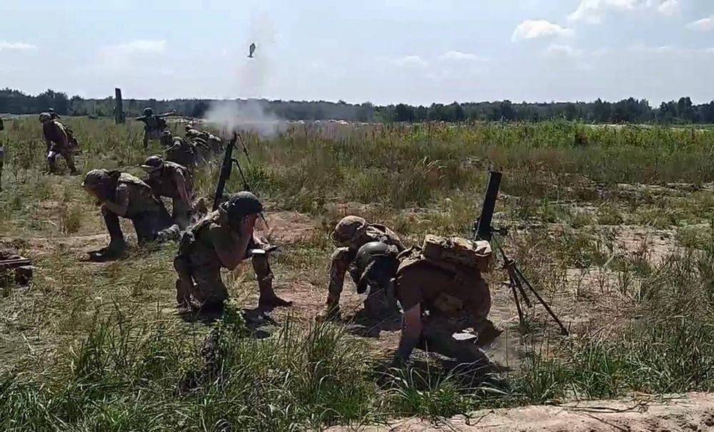 Военкор: ВСУ рассчитывают на прорыв фронта и десанты