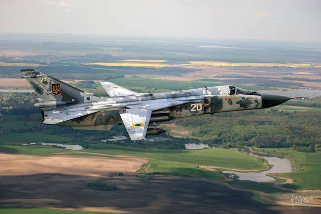 Налет на Севастополь: Су-24 взлетали с аэродрома Староконстантинов