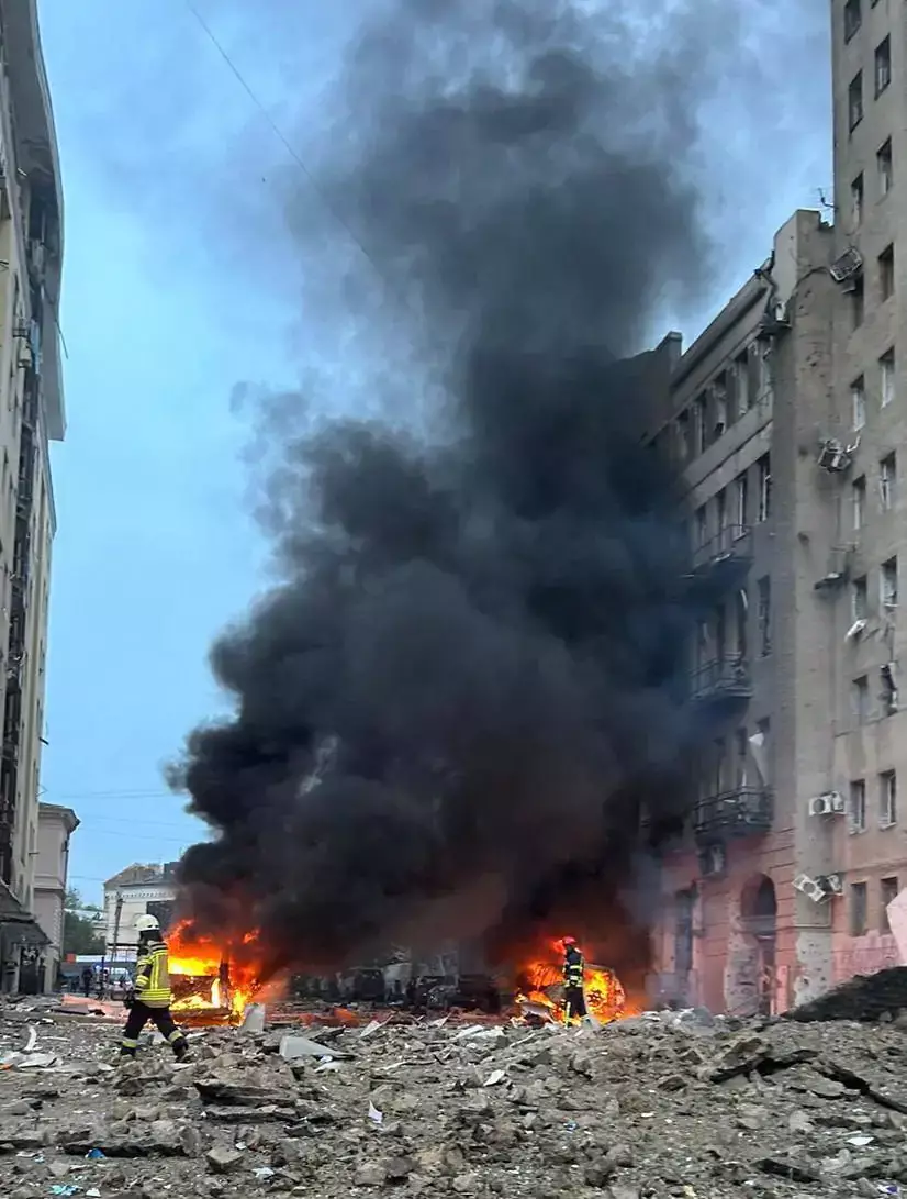 Удар по центру Харькова: Местные говорят, что это сделала Украина