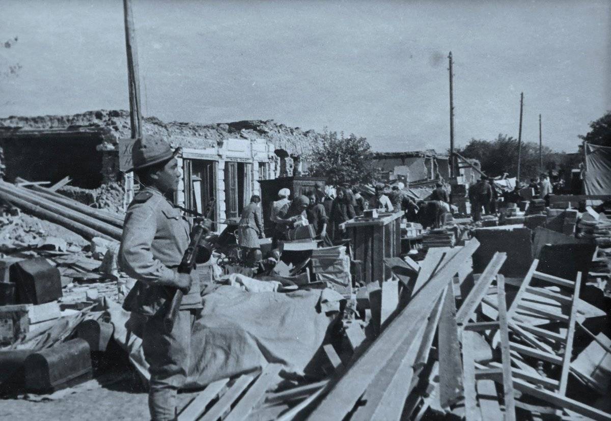 Как Советская Армия участвовала в восстановлении Ашхабада в 1948 г.