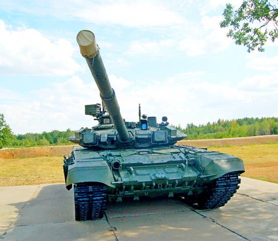 Украинских неонацистов уничтожают танки Т-90А с "красными глазами"
