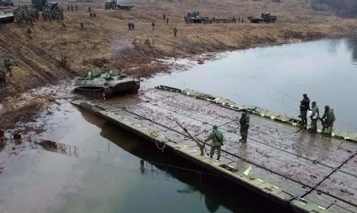 Донбасский фронт: ВС России форсировали реку Оскол и движутся к Купянску
