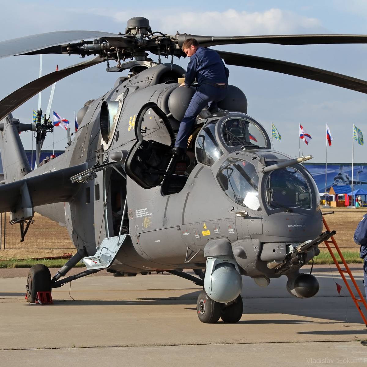 Cербия приобрела у Кипра российские вертолеты Ми-35