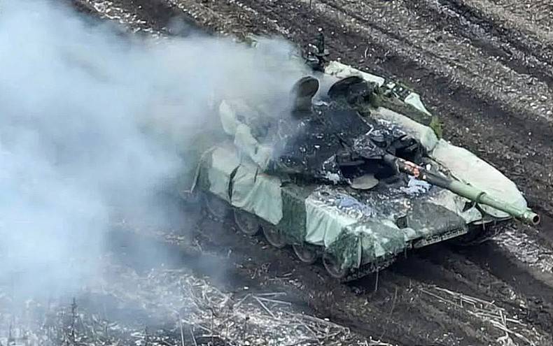 СВО продемонстрировала уязвимость танков в современном бою