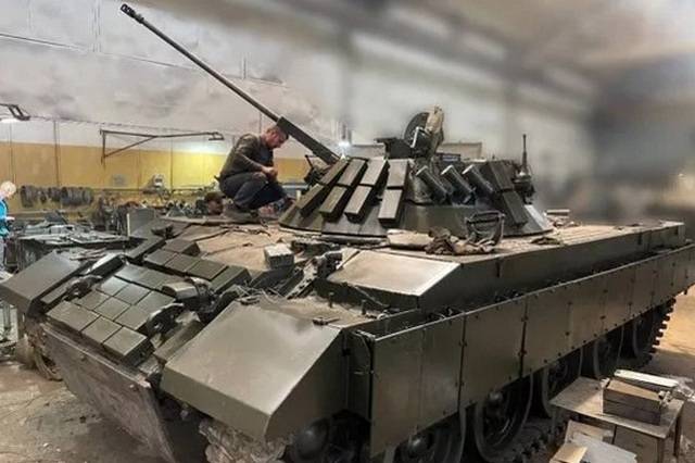 Снова замечен украинский мутант: Т-62 с башней от БМП-2