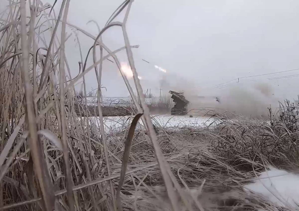 У ВС России серьёзные тактические успехи, в отместку ВСУ бьют по Донецку