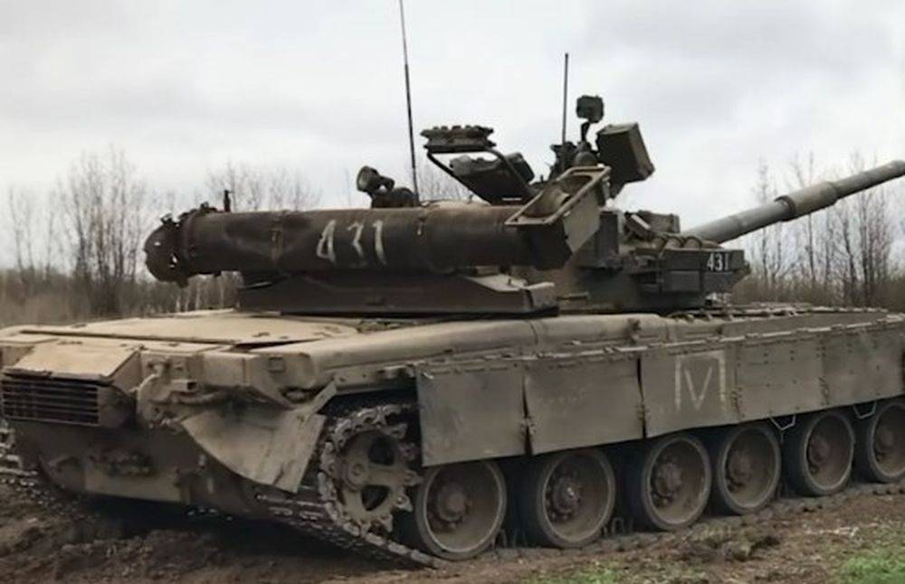 Т-80БВМ чувствуют себя в зимней грязи лучше, чем немецкие «Леопарды» ВСУ