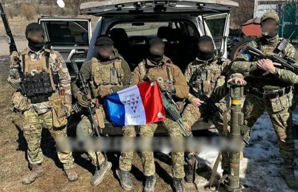 ВС РФ опять ударили по французским военным в Харькове: приехали забрать тела